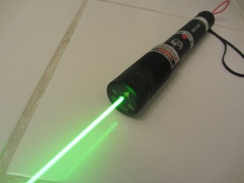 400mW Green Laser from DinoDirect - Review and Burning Stuff!