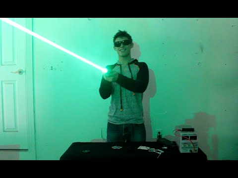 My Homemade BEAST 1.25W Green Laser Sword!!!
